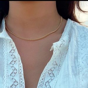 Minimalist Gold Necklace